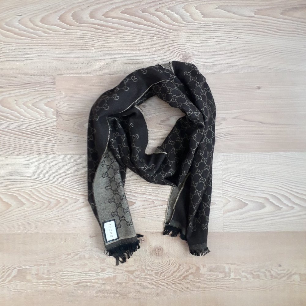 Gucci scarfs